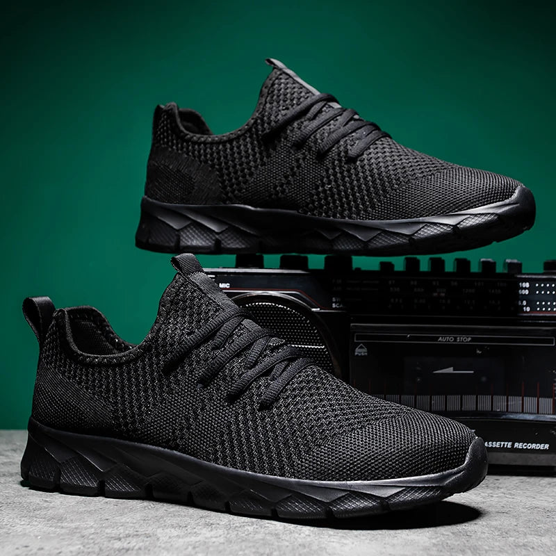 Men Sneakers Breathable light Running Shoes Four Seasons plus size Classic Casual Sports Shoes Platform Sneaker walking shoes