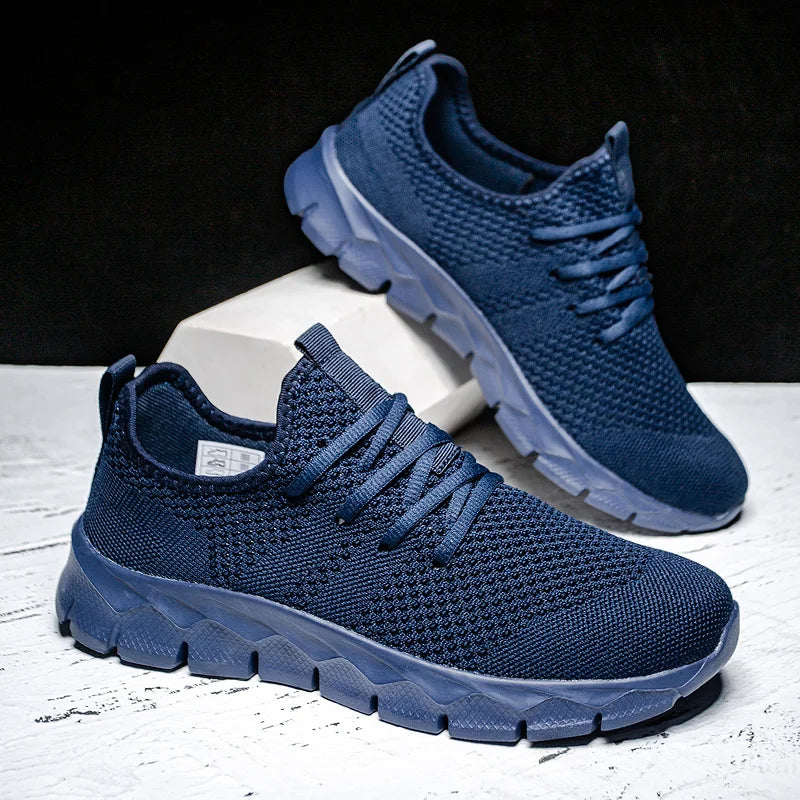 Men Sneakers Breathable light Running Shoes Four Seasons plus size Classic Casual Sports Shoes Platform Sneaker walking shoes