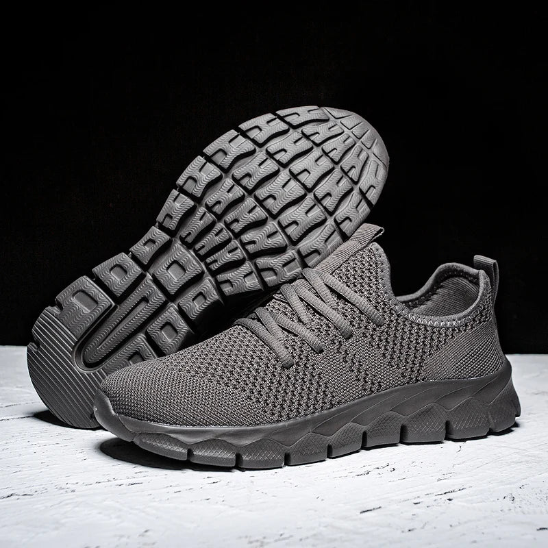 Men Sneakers Breathable light Running Shoes Four Seasons plus size Classic Casual Sports Shoes Platform Sneaker walking shoes